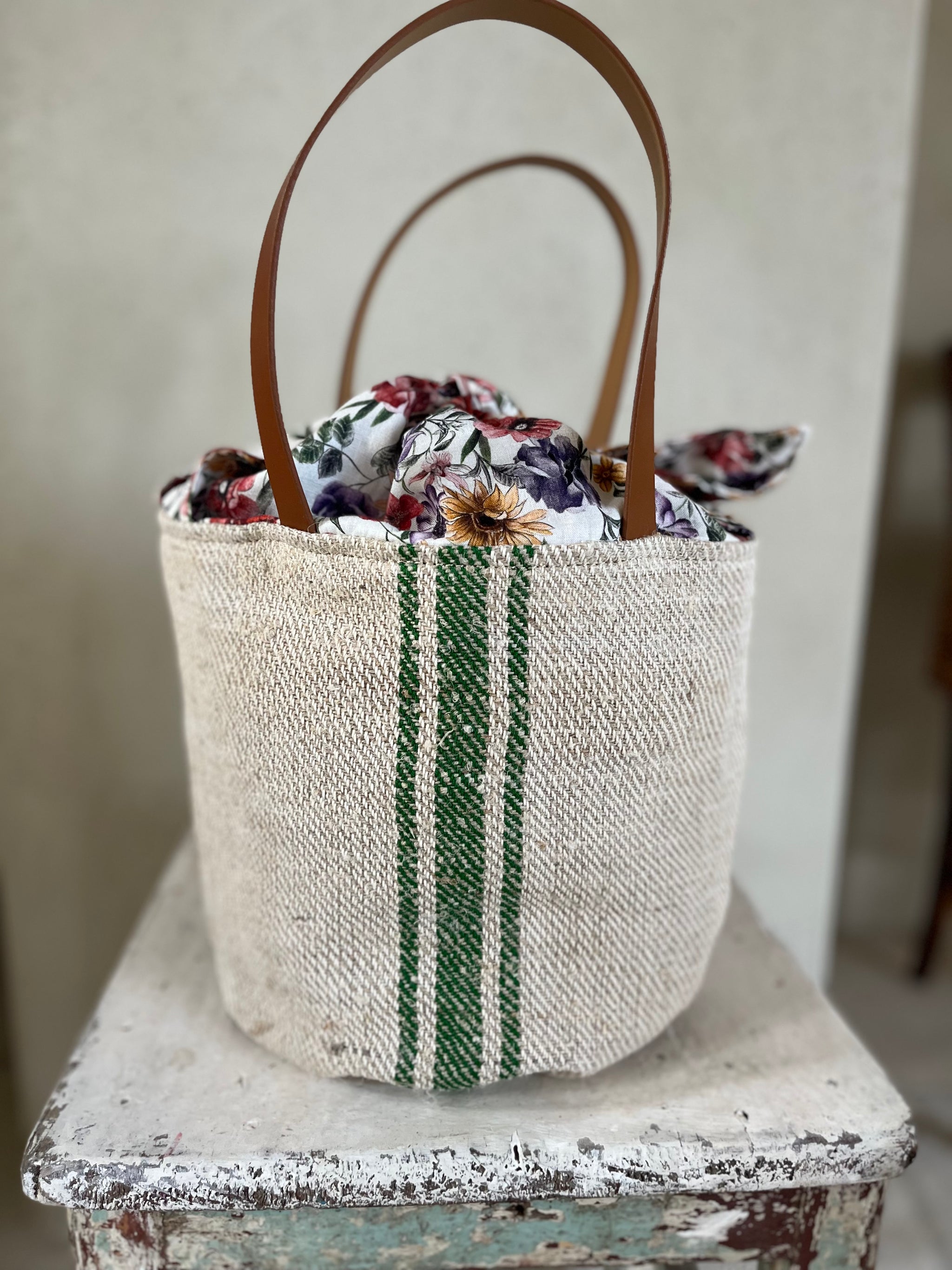 Flora – French linen handbag – La Maison en Pierre